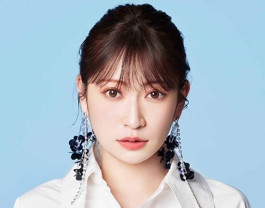 吉田朱里が提案する2023 A/W SEASON MAKE LOOK